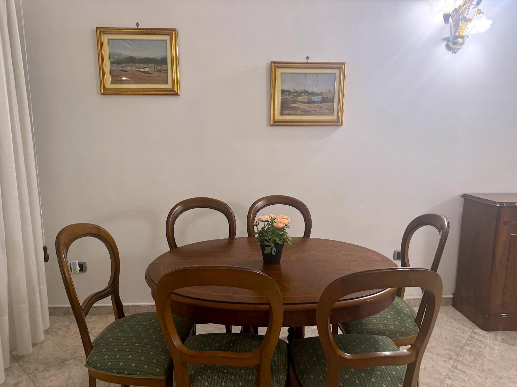 Family House Vomero Nápoles